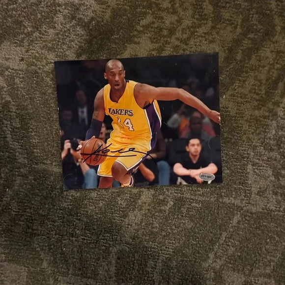 Lakers Kobe Bryant autographed 8x10 photo - Picture 1 of 1